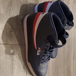 FILA Mens Everyday Sport Athletic Casual High Top Size 11 Mens (Lightly Worn)